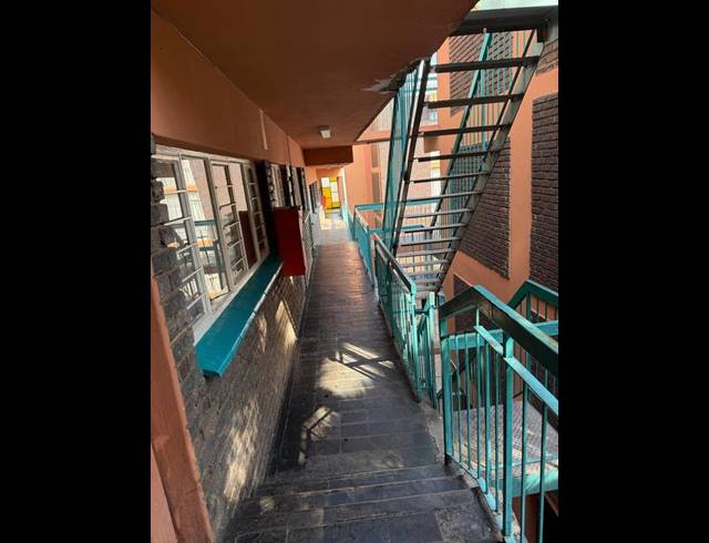 2 BEDROOM APARTMENT FOR SALE IN FLORIDA